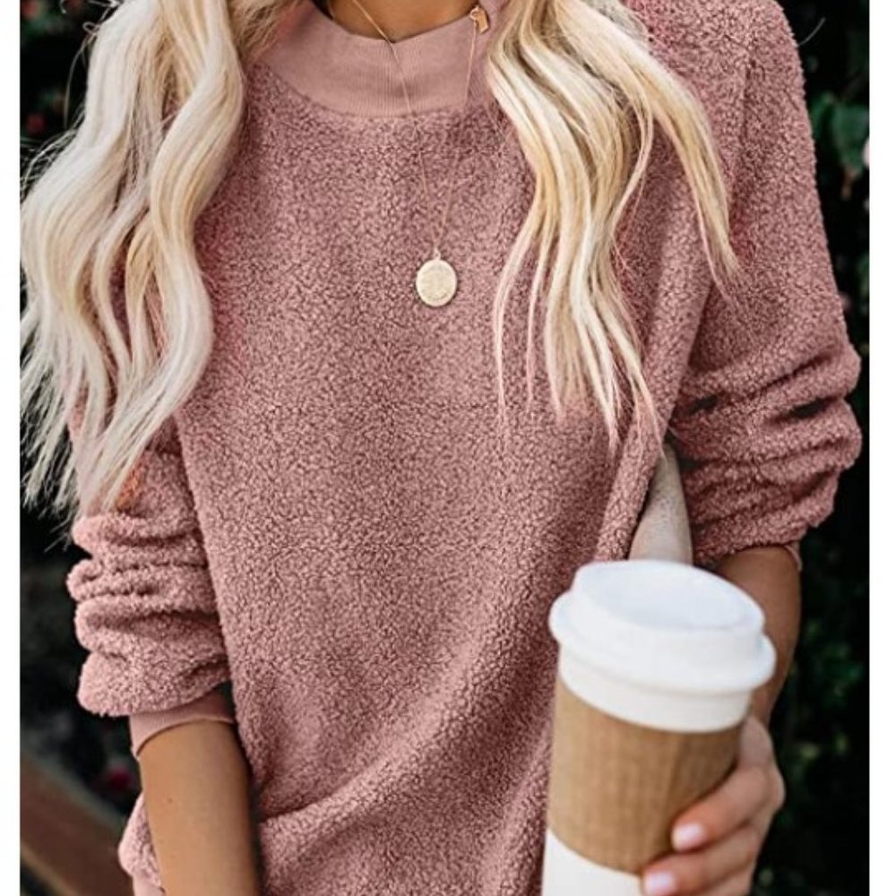 NWT Fuzzy Soft Crewneck Pullover Sweater Size Sm